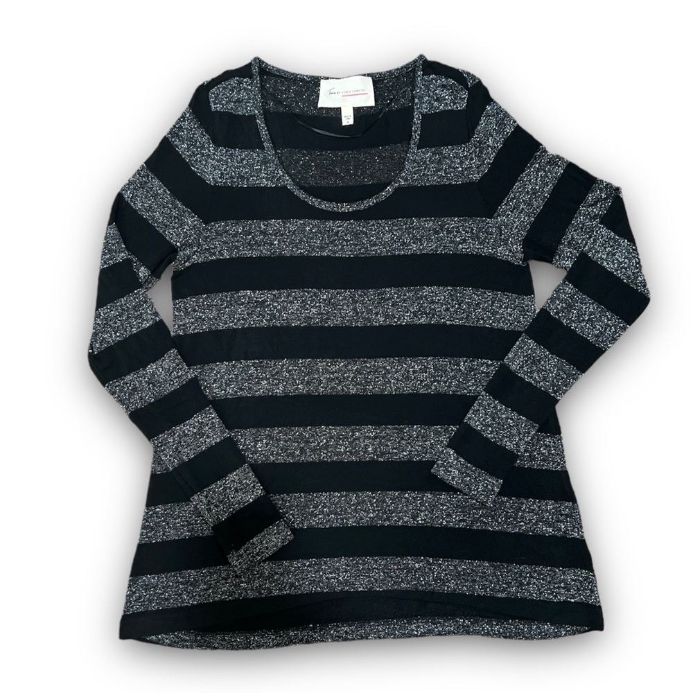 Two by Vince Camuto Black & Silver Top - M